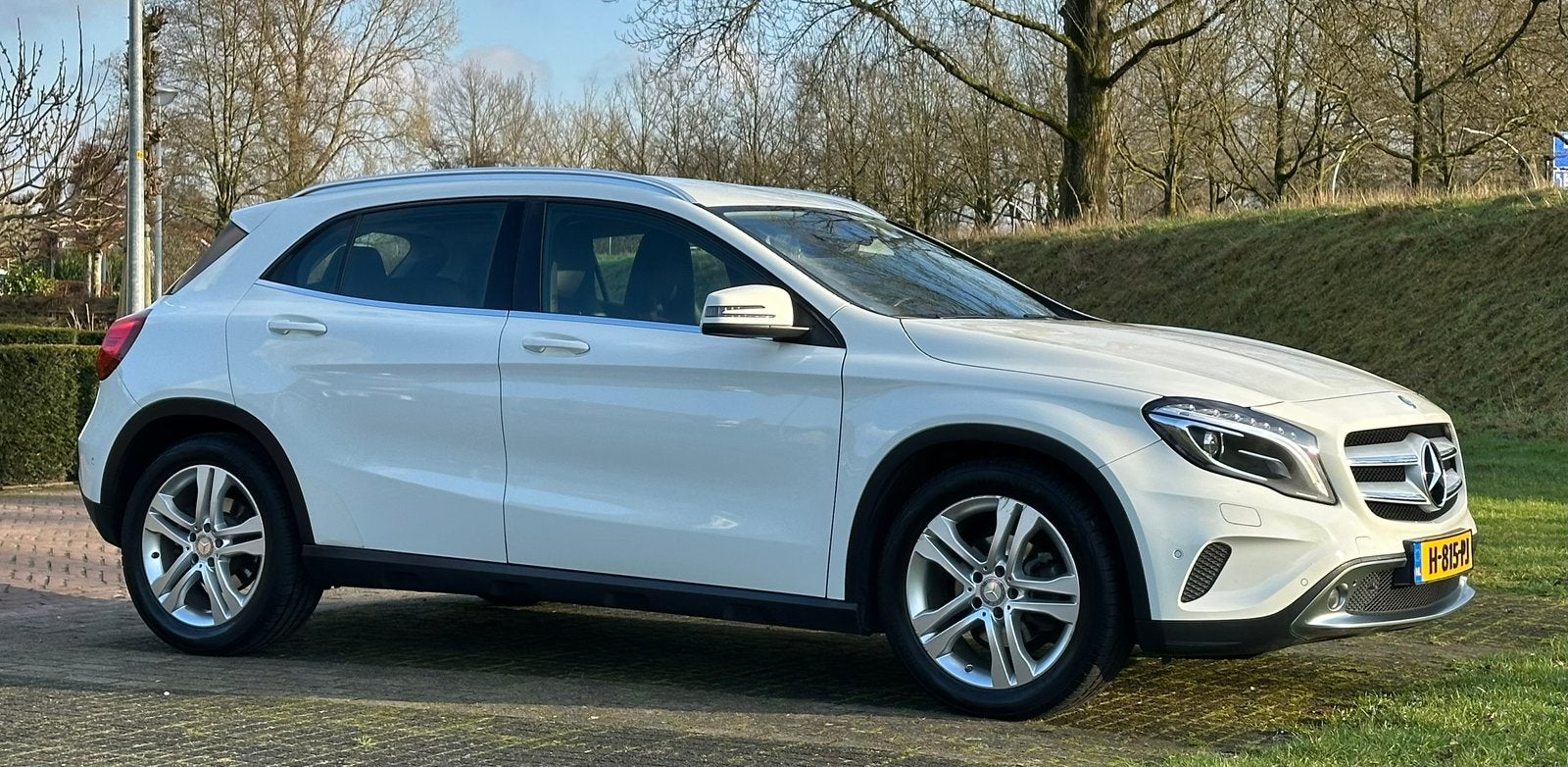 Mercedes-Benz GLA 200 Aut7, clima, Camera, wit, Auto's, Mercedes-Benz, Particulier, GLA, ABS, Achteruitrijcamera, Airbags, Airconditioning