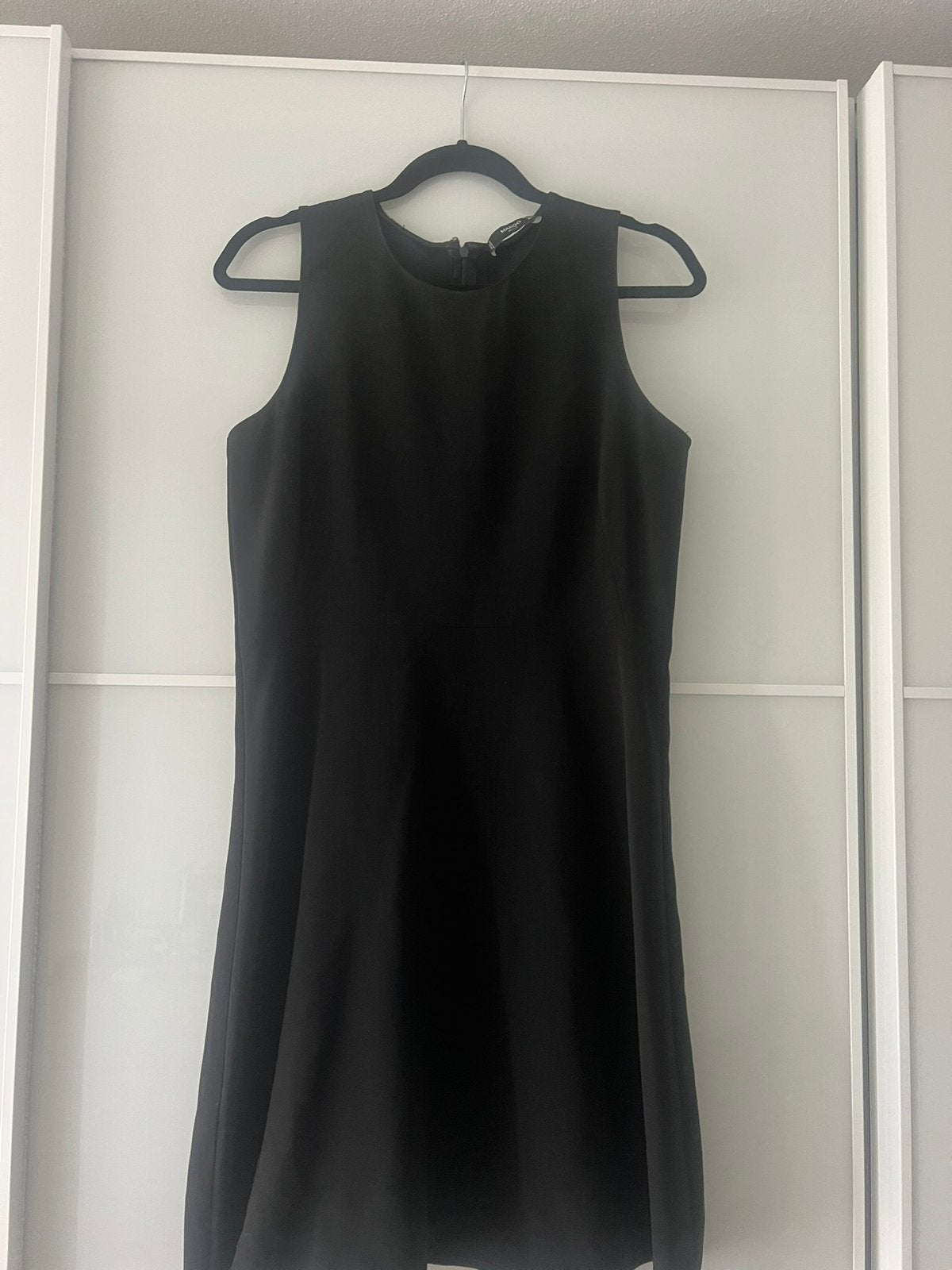 Mango jurkje zwart maat M, Kleding | Dames, Ophalen of Verzenden, Zo goed als nieuw