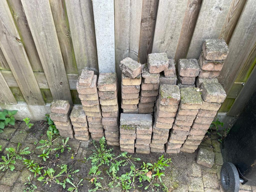 Stenen, Ophalen, Zo goed als nieuw, Beton, Klinkers