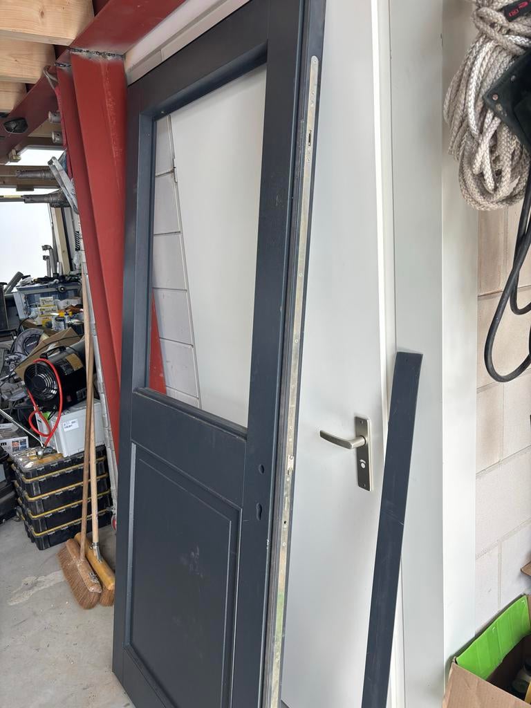 Houten meranti deur met glas, 80 tot 100 cm, Nieuw, Ophalen of Verzenden, Buitendeur