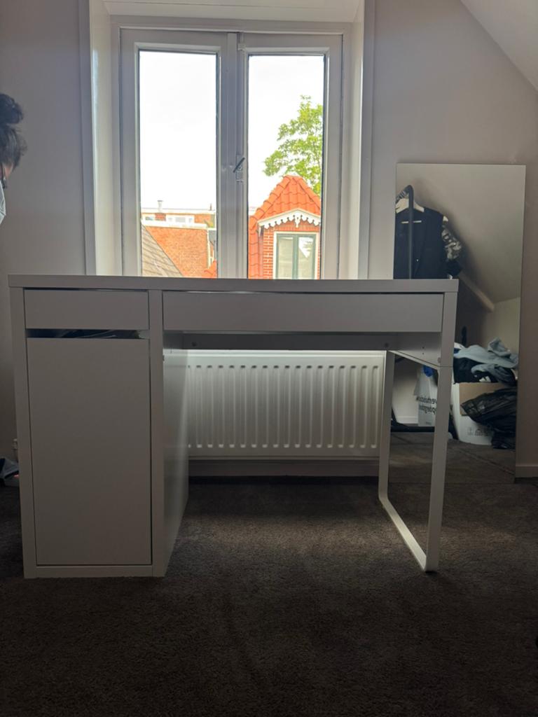 Wit bureau, Ophalen, 105 cm, Kabelgoot, 50 cm