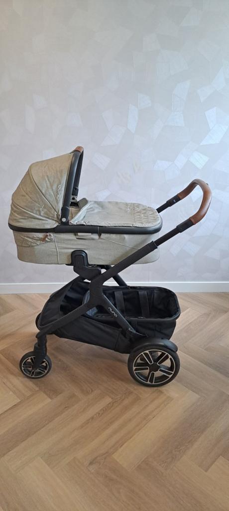 Nuna demi grow hazelwood kinderwagen 3 in 1 en maxicosi, Kinderen en Baby's, Kinderwagens en Combinaties, Ophalen, Zo goed als nieuw