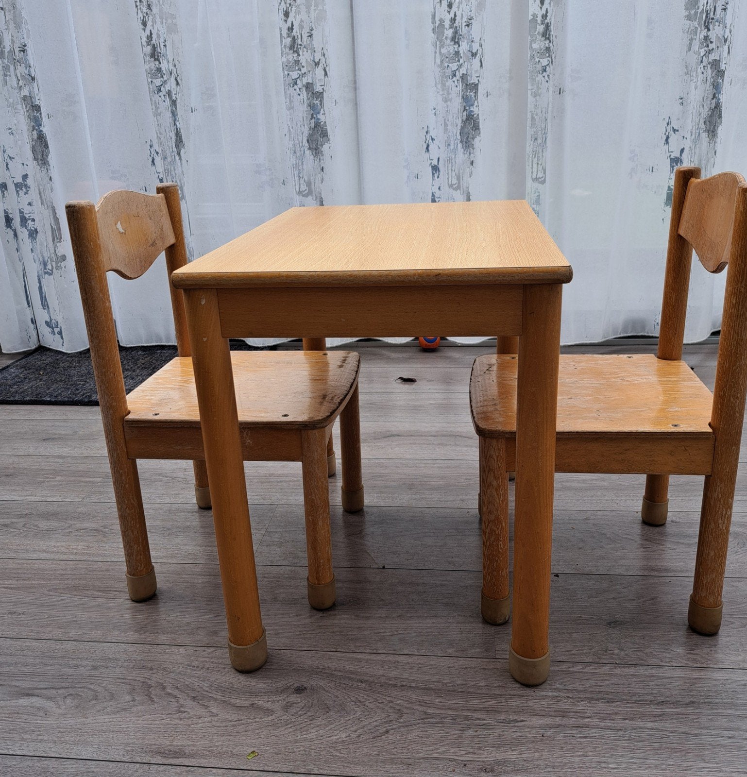 Schilte vintage kindertafel met 2 stoelen, Ophalen, Gebruikt, Tafel(s) en Stoel(en)