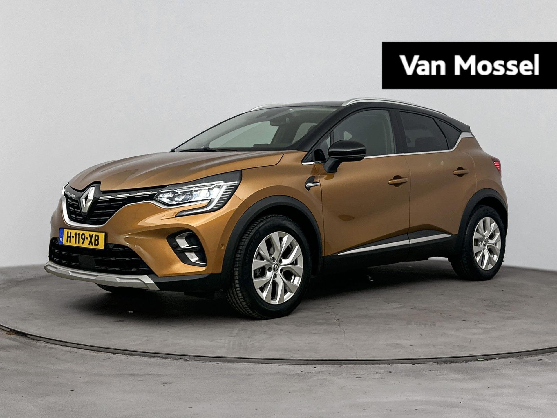Renault Captur 1.3 TCe 130 Intens | Trekhaak | 360 Graden Ca, Auto's, Dealer onderhouden, Stof, Gebruikt, Euro 6