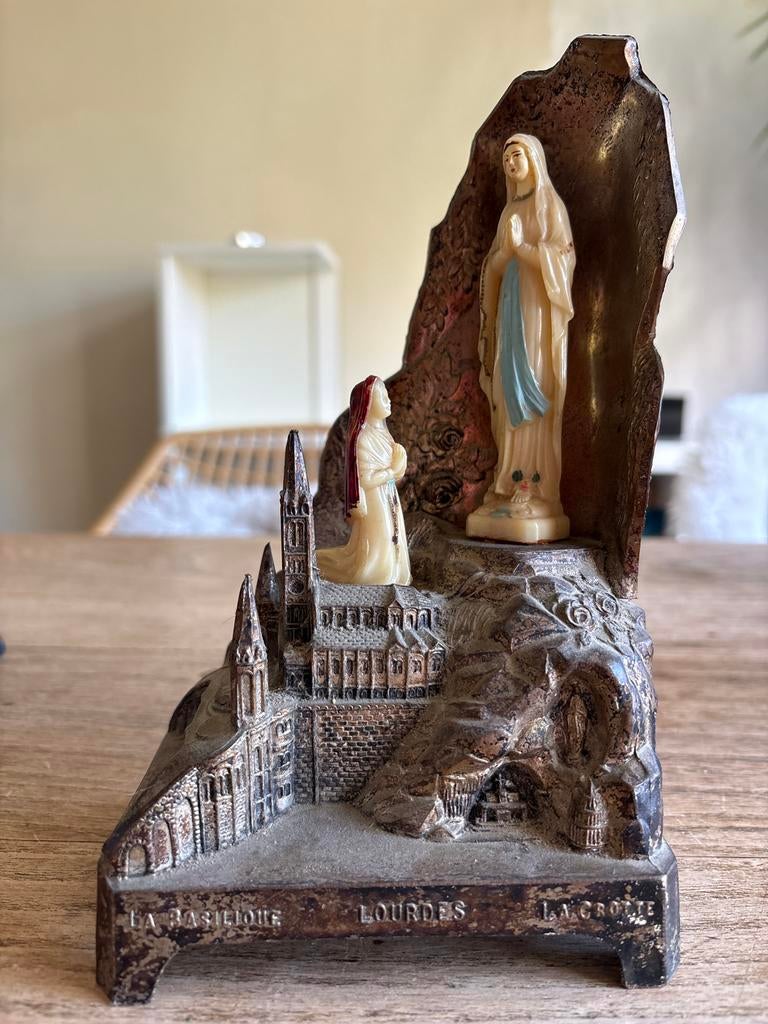 Vintage Lourdes Heiligdom Miniatuur - Maria en Bernadette, Ophalen of Verzenden