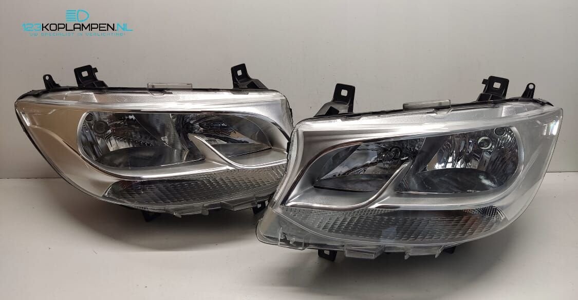 Mercedes Sprinter W910 907 koplamp links /rechts, Auto-onderdelen, Gebruikt, -, Ophalen of Verzenden, -