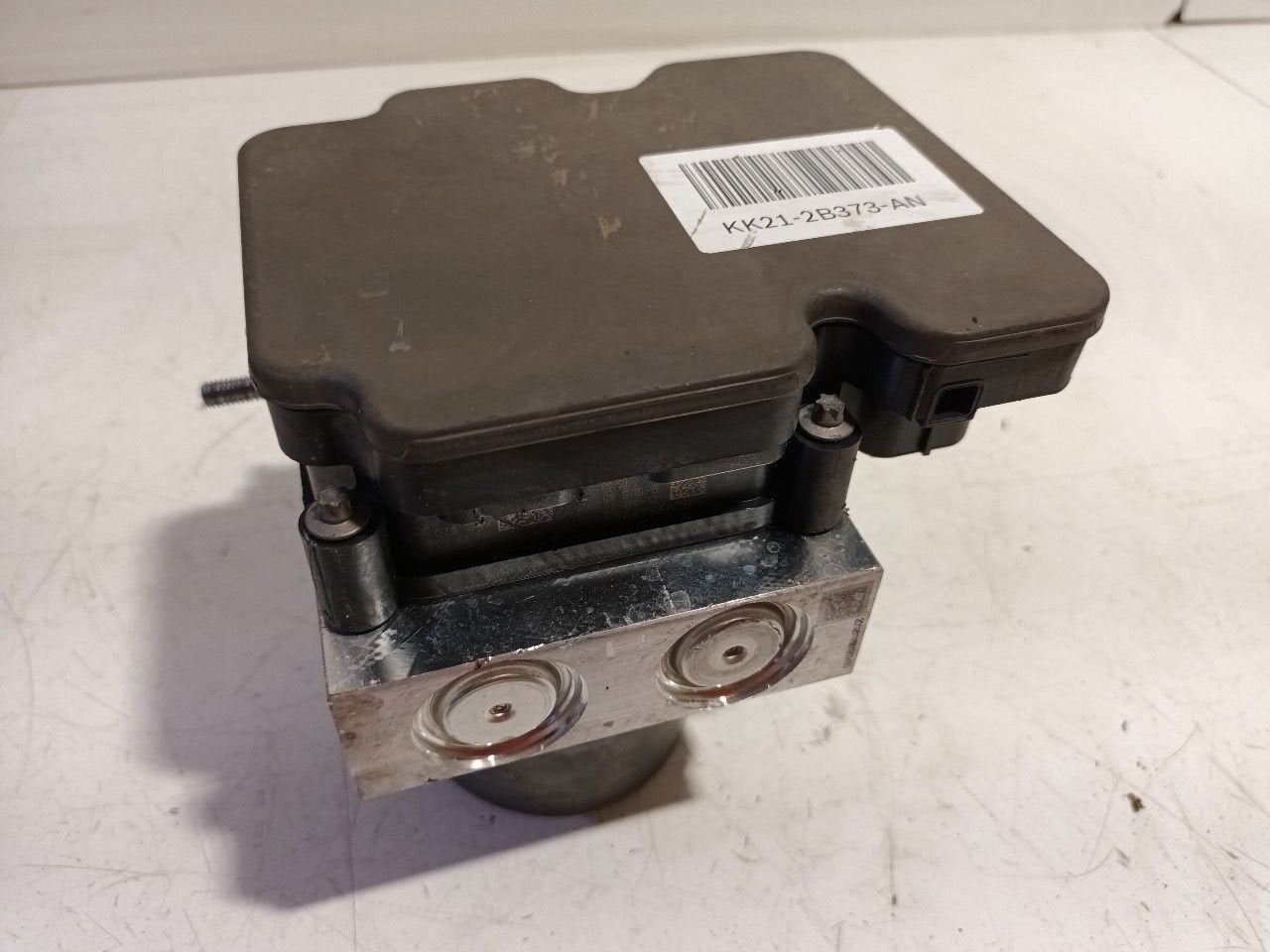 Abs pomp Ford Transit, Onderdelen@venauto.nl, Van der Ven Autorecycling B.V., Gebruikt, Ettenseweg 76, 4706 PB Roosendaal, The Netherlands
