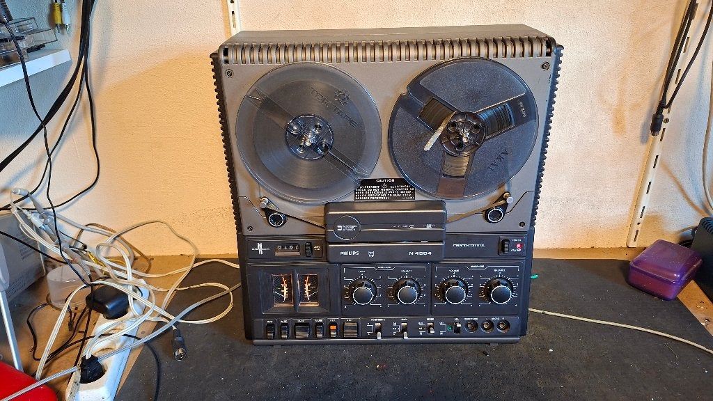 Bandrecorder Philips N4504 gereviseerd., Audio, Tv en Foto, Bandrecorders, Ophalen, Bandrecorder, Met stofkap