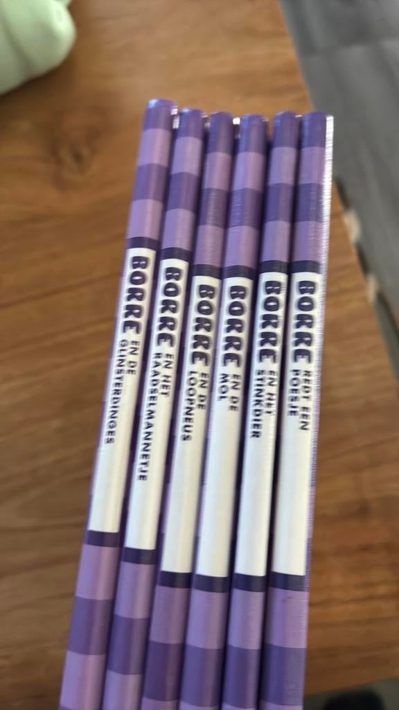Borre boekjes zgan 6 stuks, Ophalen of Verzenden, Zo goed als nieuw, Fictie algemeen