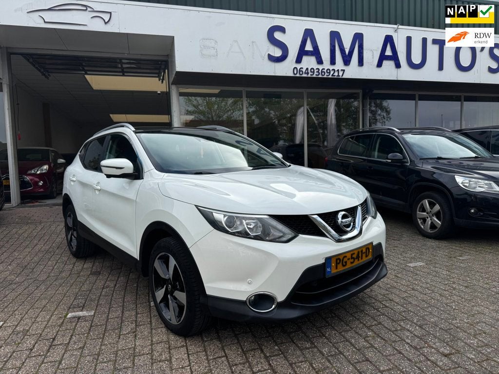 Nissan Qashqai 1.2 N-Connecta, Voorwielaandrijving, Stof, Gebruikt, 4 cilinders