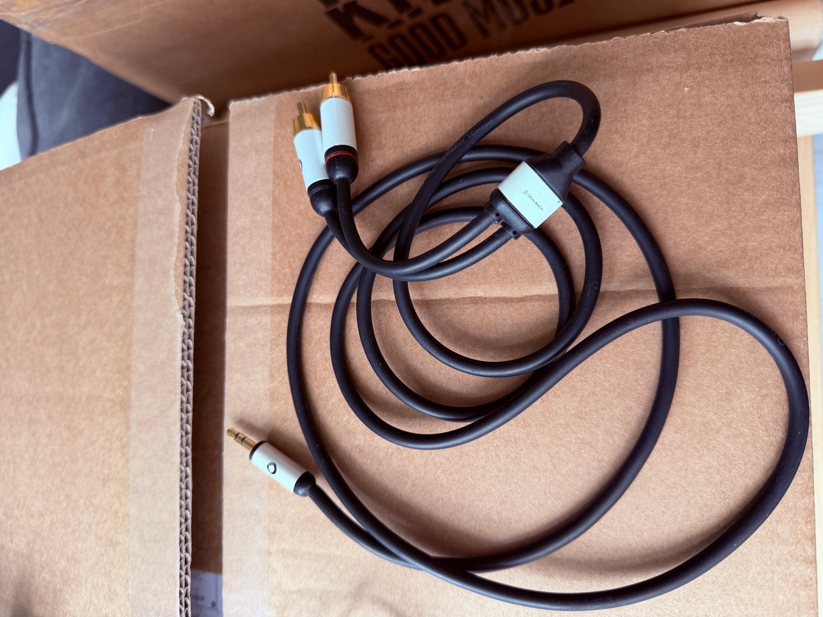 Oehlbach Interlink-kabel 1,5 meter 3.5mm jack naar 2x RCA, Ophalen of Verzenden, Zo goed als nieuw, Minder dan 2 meter, Interlink-kabel