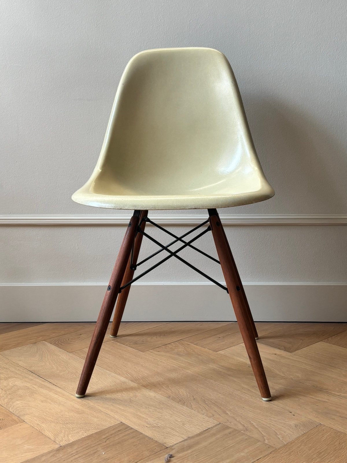 Originele glasvezel stoel Eames/ Herman Miller, Huis en Inrichting, Stoelen, Ophalen, Overige materialen, Gebruikt, Eén