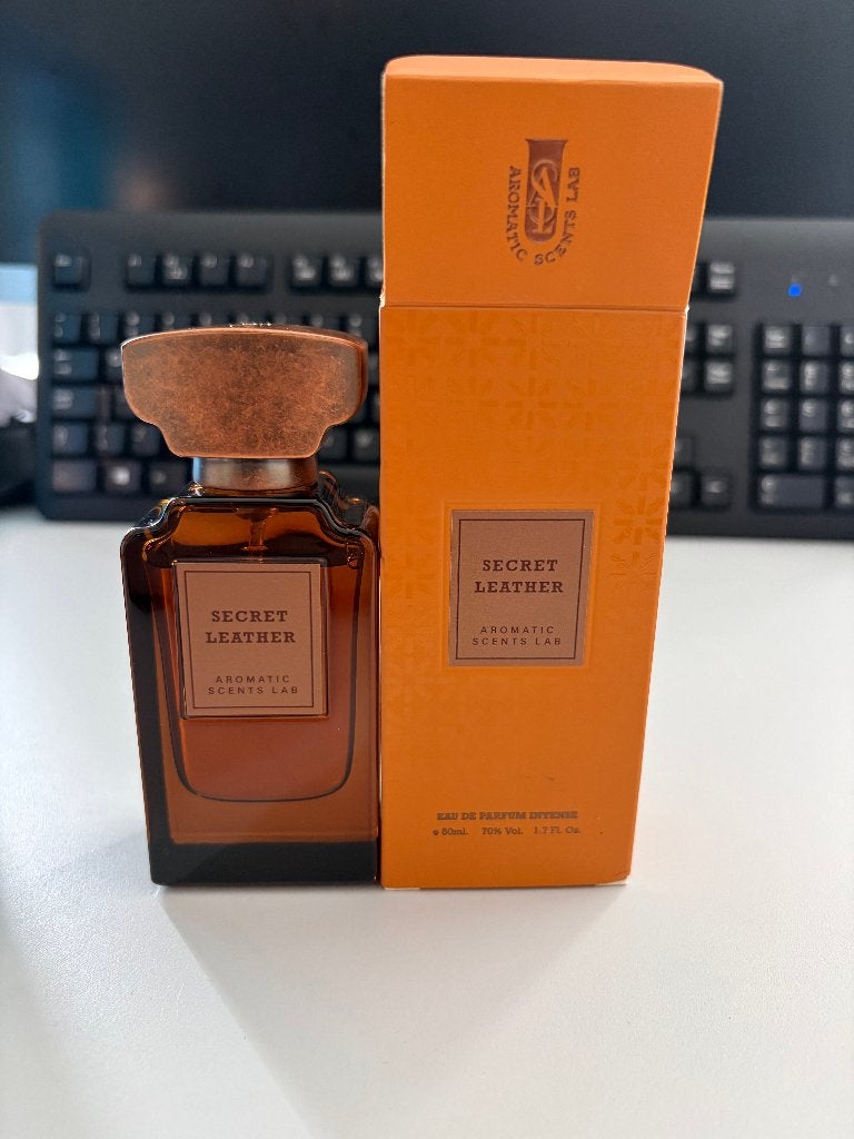 Aromatic Scents Lab - Secret Leather 50 ML, Sieraden, Tassen en Uiterlijk, Ophalen of Verzenden, Zo goed als nieuw