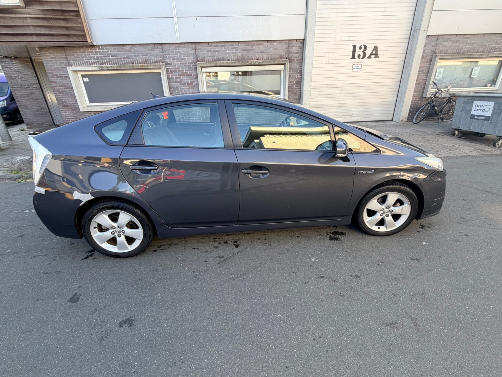 Toyota Prius 1.8 Full Hybrid 136PK Aut 2011 Grijs TAXI AUTO, Automaat, Start-stop-systeem, 4 cilinders, Origineel Nederlands