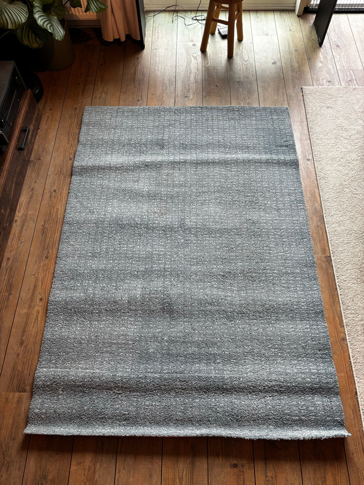 Stijlvol blauw vloerkleed IKEA, Ophalen, 150 tot 200 cm, 200 cm of meer, Zo goed als nieuw
