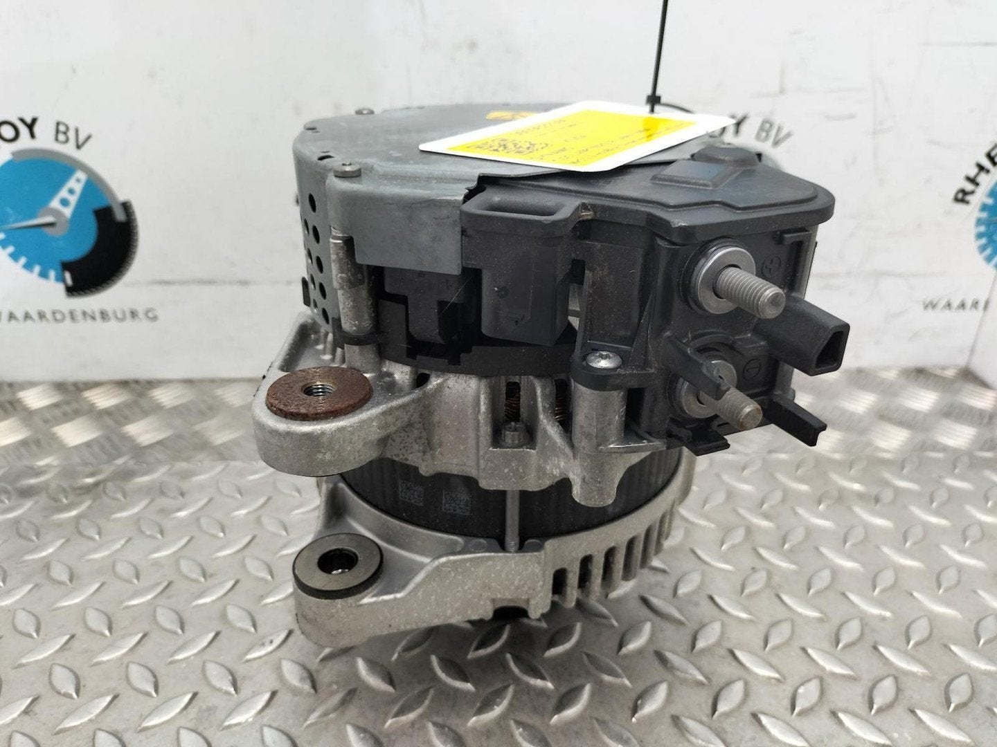 FORD KUGA DYNAMO 2020, Ophalen of Verzenden, Gebruikt, Stiba lid