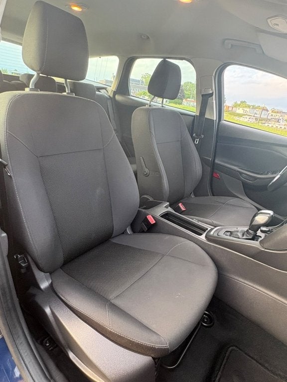 Foto 11 van Ford FOCUS Wagon 1.0 AUTOMAAT CAMERA Carplay NW APK