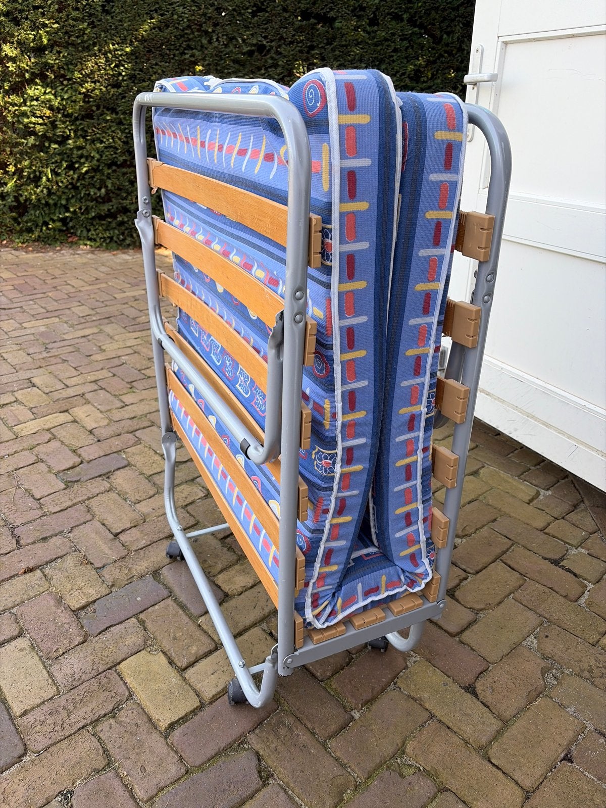 Opvouwbaar logeerbed met matras, Ophalen, Eenpersoons, Blauw, 80 cm
