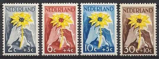 Nederland NVPH nr 538/41 postfris NIWIN Zonnebloemen 1949, Ophalen of Verzenden, Na 1940, Postfris