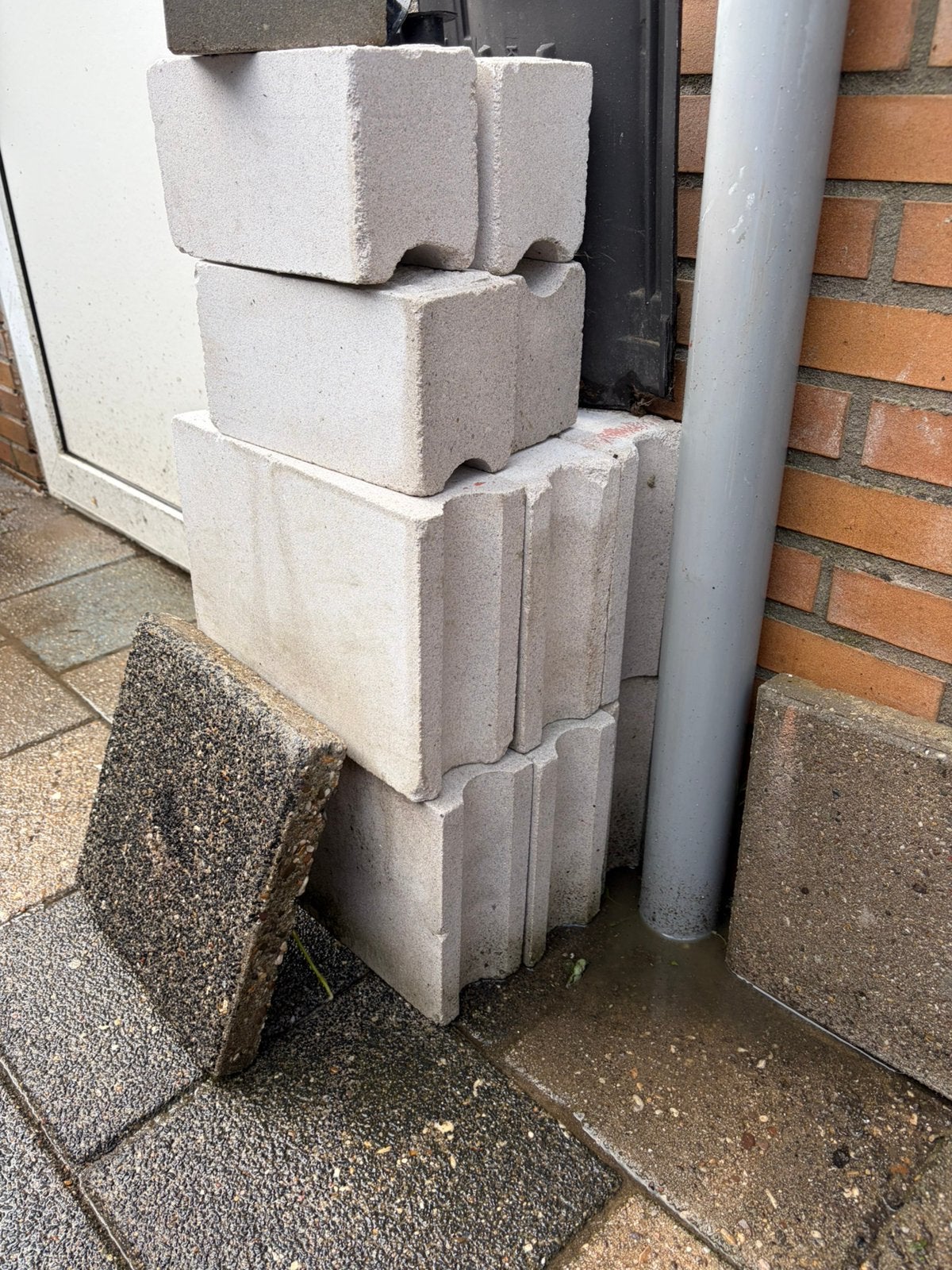 Kalkstenen, Doe-het-zelf en Verbouw, Metselstenen, Ophalen, Zo goed als nieuw, Bakstenen