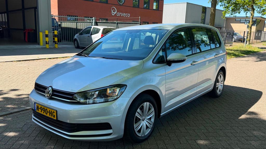 Volkswagen Touran 1.2 TSI Comfortline 7p 2017 NIEUWE APK, Auto's, Voorwielaandrijving, 730 kg, Gebruikt, Euro 6