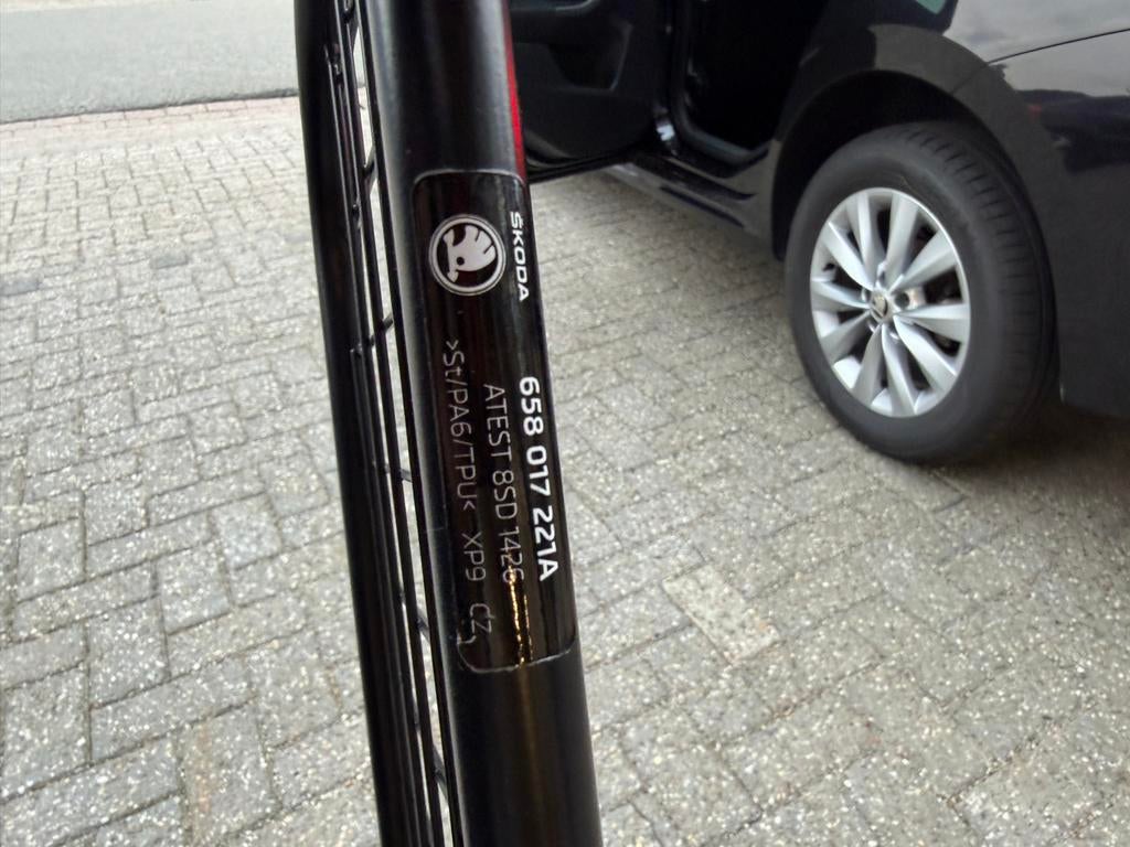 Skoda kamiq bagage en hondenrek 658017221A, Ophalen of Verzenden, Gebruikt