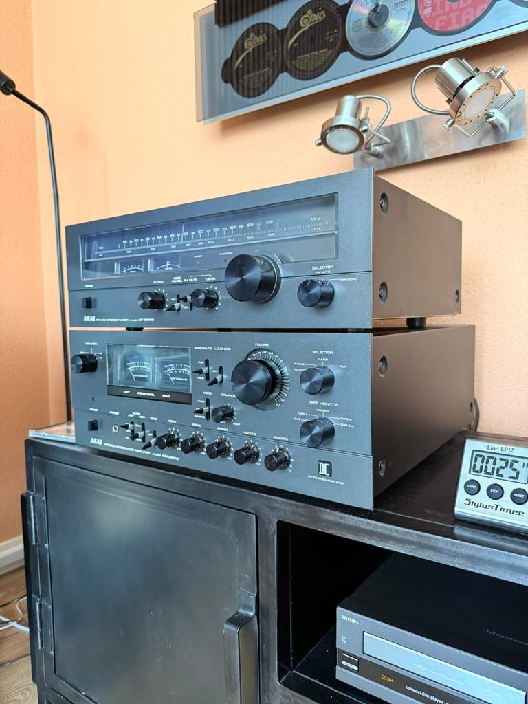 Akai AM-2950 & Akai AT-2650 mint conditie, Ophalen, Zo goed als nieuw, Akai