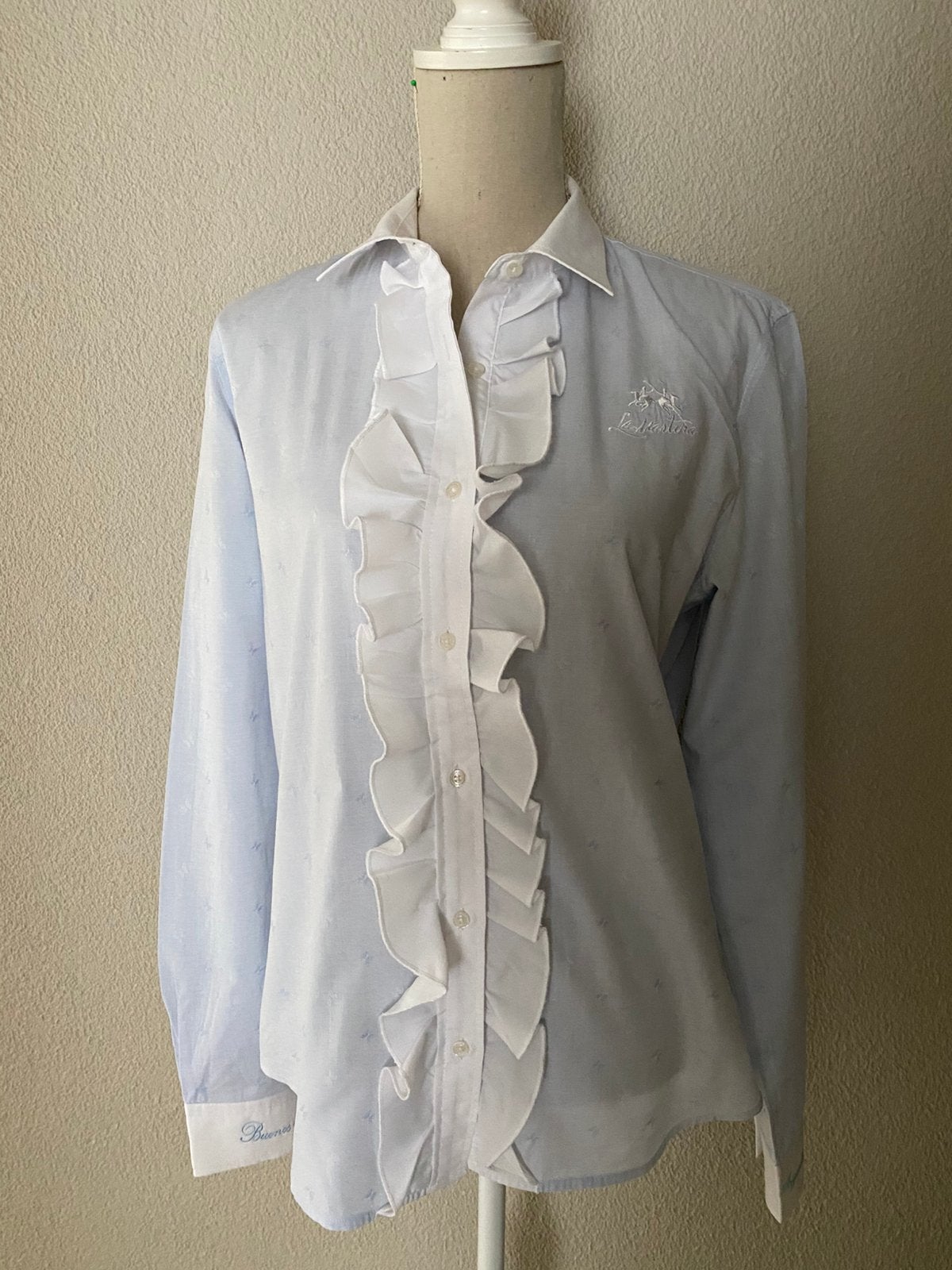 Blouse Maat 40 met roezel Blauw Wit Merk La Martina, Ophalen of Verzenden, Zo goed als nieuw, Maat 42/44 (L), Blauw