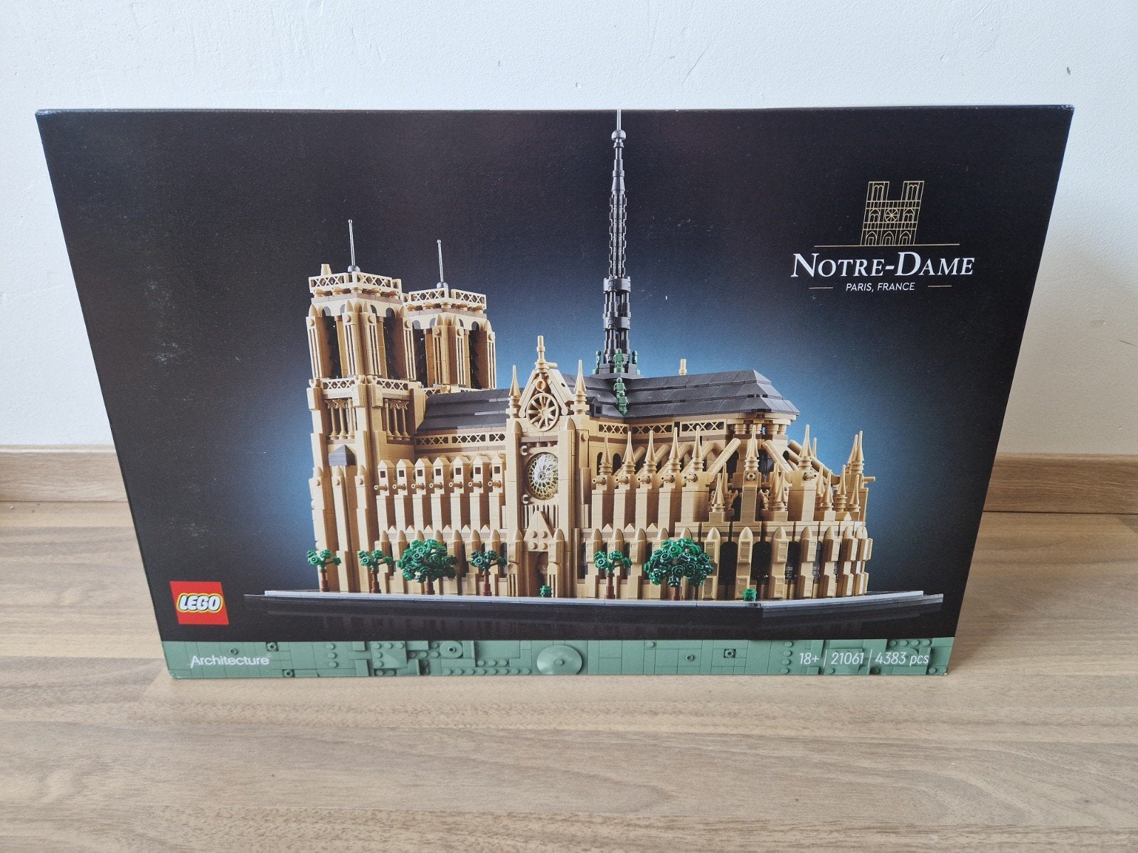Lego 21061 Notre Dame, Lego, Architecture, Ophalen of Verzenden, Zo goed als nieuw