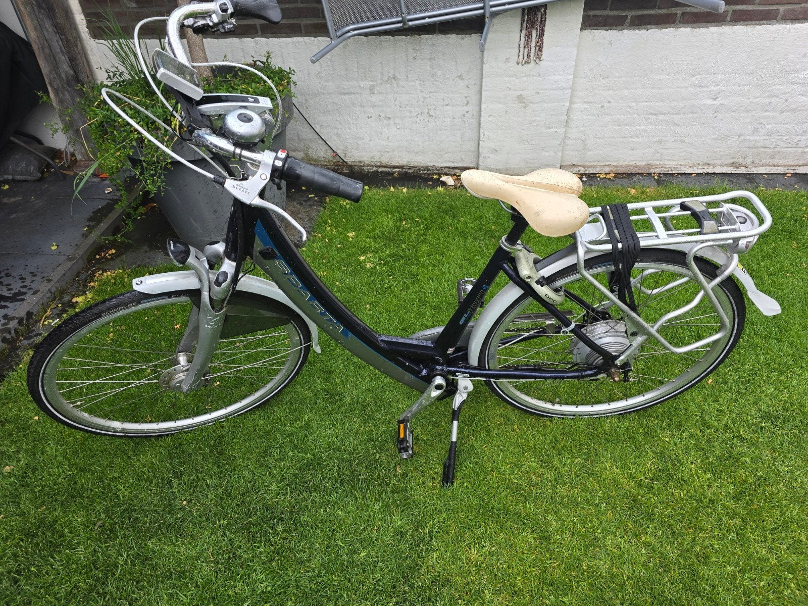 Sparta elektrische fiets met lage instap, Ophalen, Sparta, Velgrem, Versnellingen