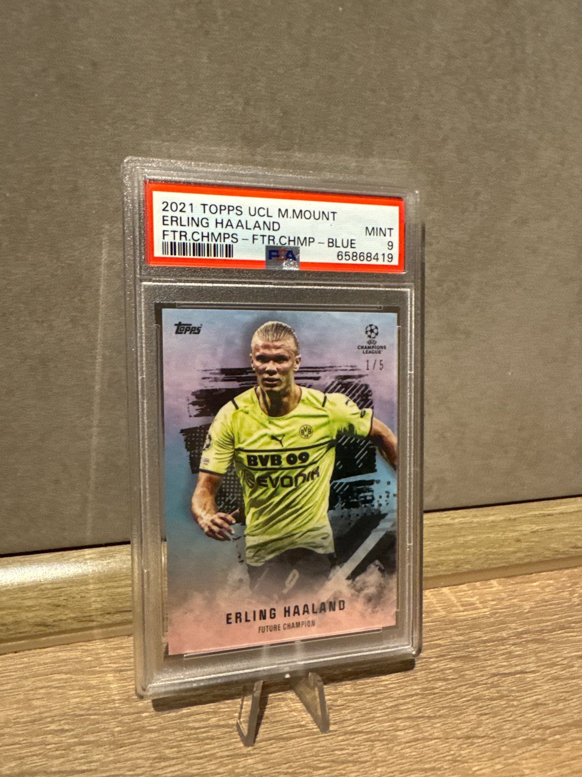 Erling Haaland Topps 1/5 UCL FTR.CHMP - Blue 1/5 PSA 9, Ophalen of Verzenden, Zo goed als nieuw, Buitenlandse clubs, Spelerskaart