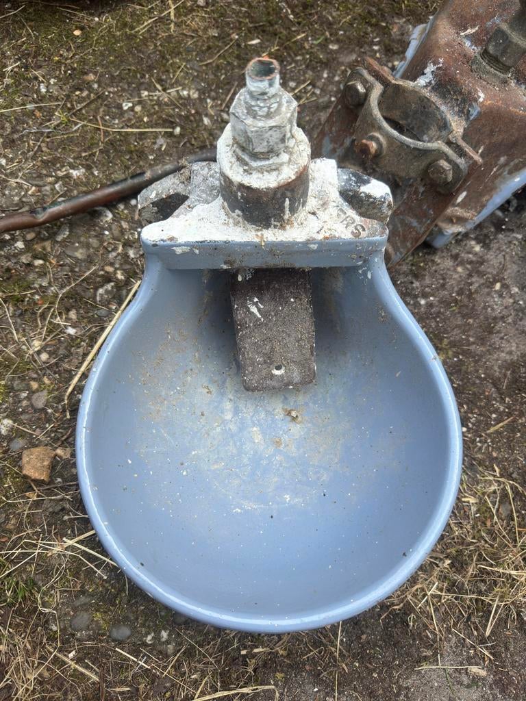 Vintage stal drinkbakken vee
