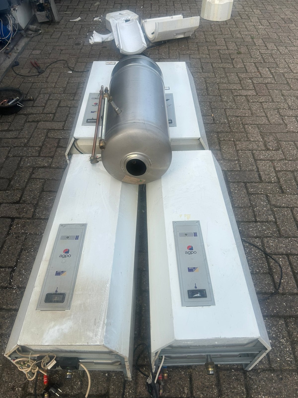 Agpo zonneboilers rvs met spiraal er in boiler, Doe-het-zelf en Verbouw, Ophalen, 100 liter of meer, Boiler, Minder dan 3 jaar oud