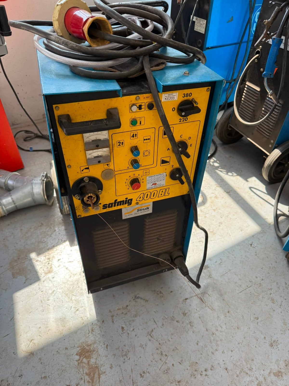 SAF Lasapparaten en plasmasnijder. 1 Phillips lasapparaat., Ophalen, Zo goed als nieuw, 250 ampère of meer, Co2