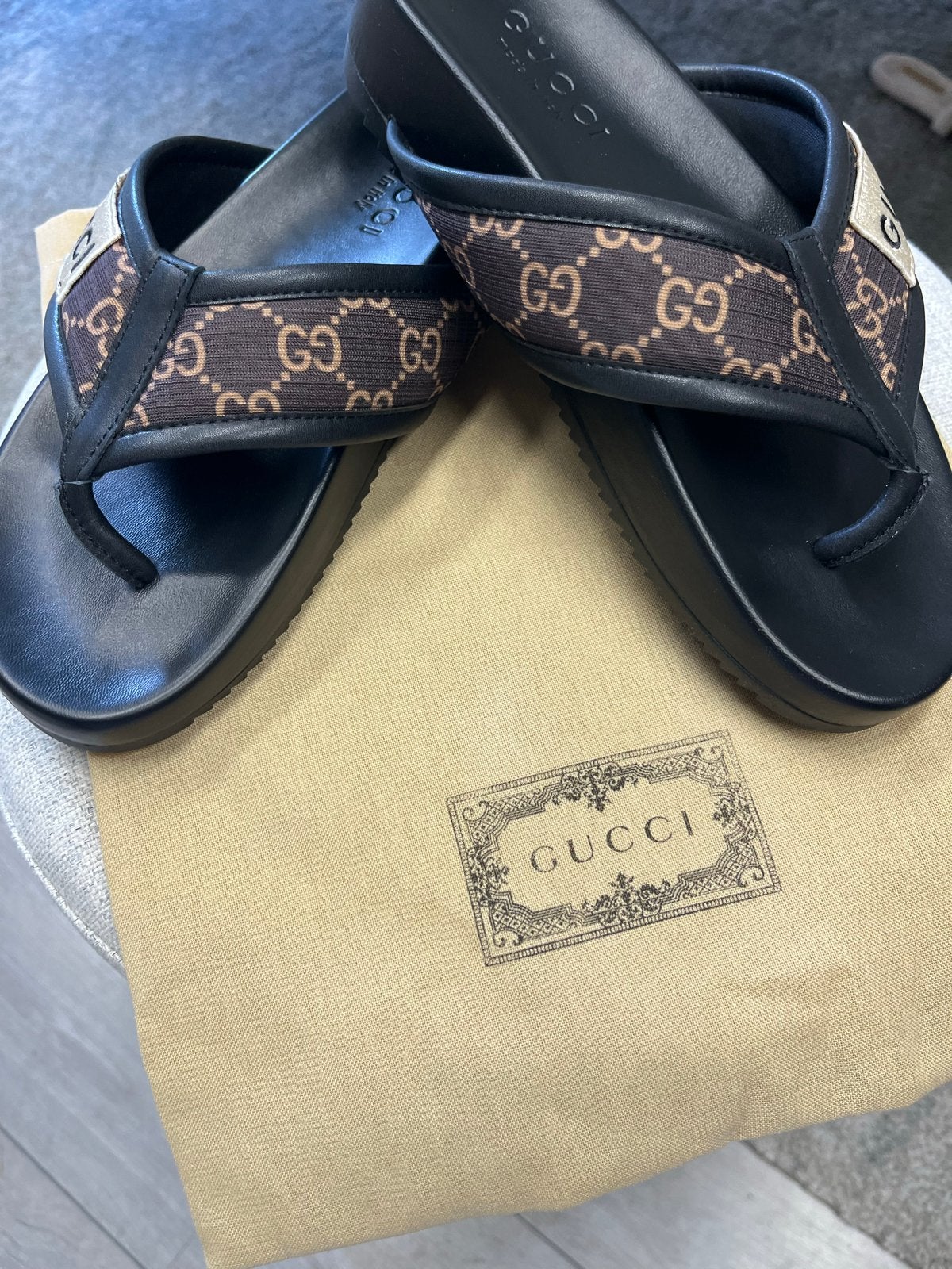 Gucci Dames Slippers Maat 38 - Zwart met GG-patroon, Slippers, Zwart, Nieuw, Ophalen of Verzenden