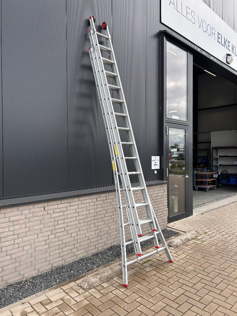 Opsteekladder 3x14 treden, Ophalen, Zo goed als nieuw, Ladder, Opvouwbaar of Inschuifbaar
