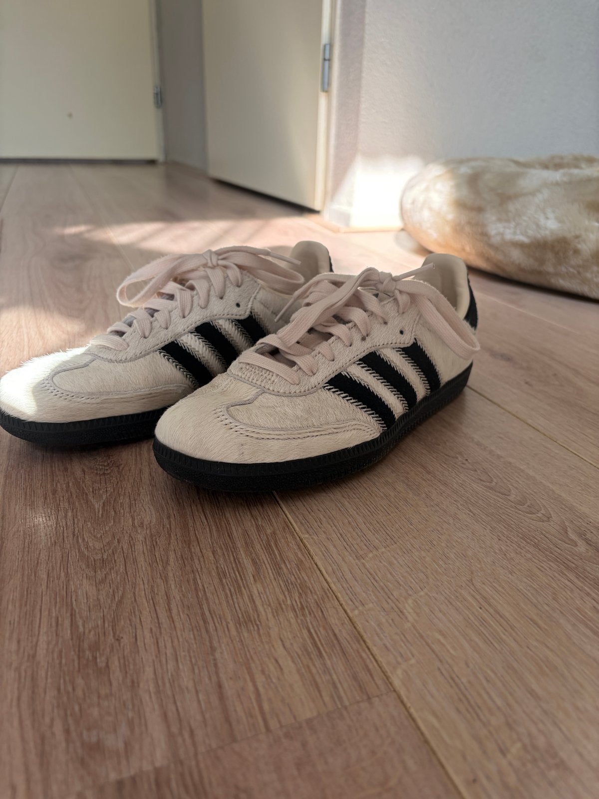 Adidas Samba sneakers maat 40 - Zo goed als nieuw, Ophalen of Verzenden, Zo goed als nieuw, Wit, Sneakers of Gympen