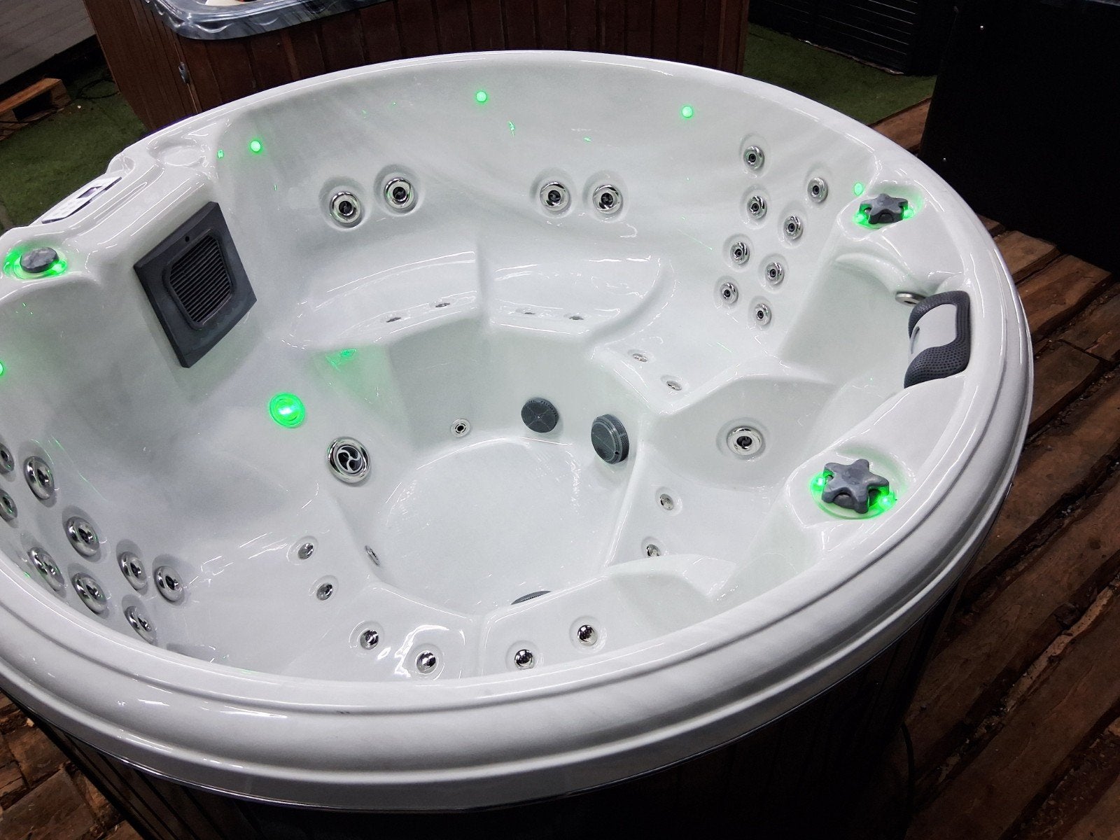 Balboa ronde jacuzzi unieke spa incl bezorging&garantie, Ophalen of Verzenden, Zo goed als nieuw, Filter