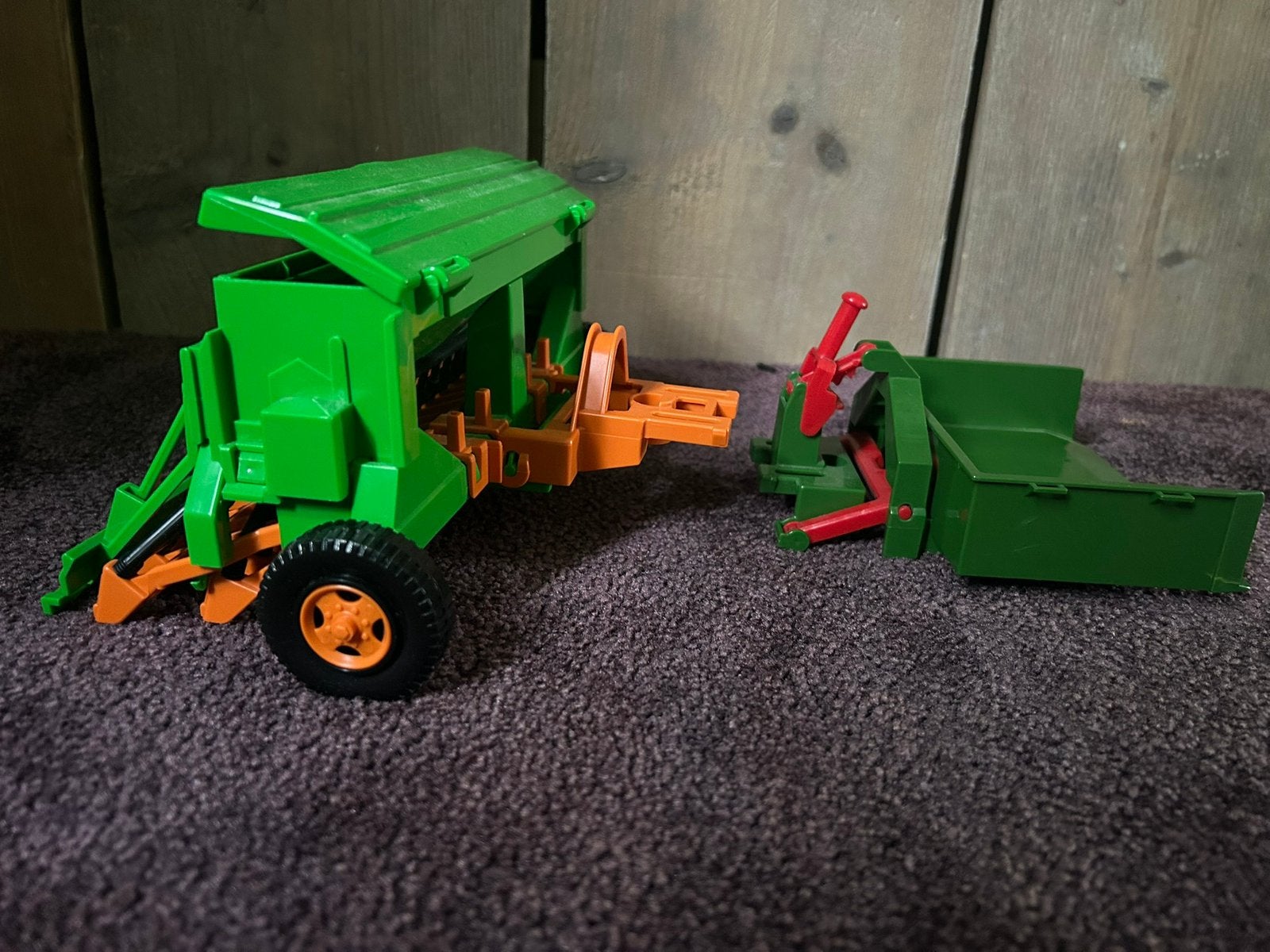Bruder Amazone zaaimachine en trekker kiepbak, Ophalen of Verzenden, Zo goed als nieuw