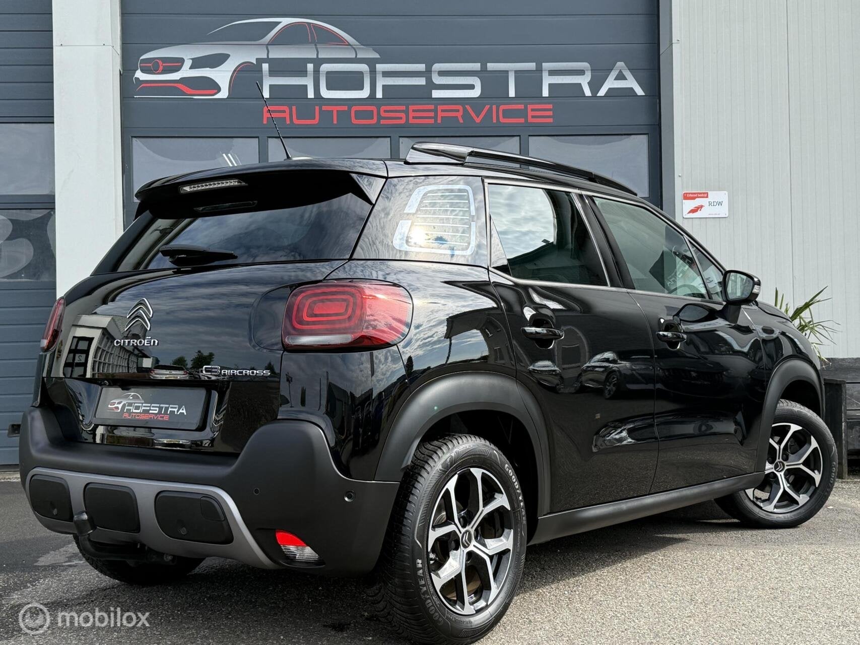 Citroen C3 Aircross 1.2 PureTech Shine Pack Aut. Trekhk Came, Auto's, 840 kg, Gebruikt, Euro 6, 1199 cc