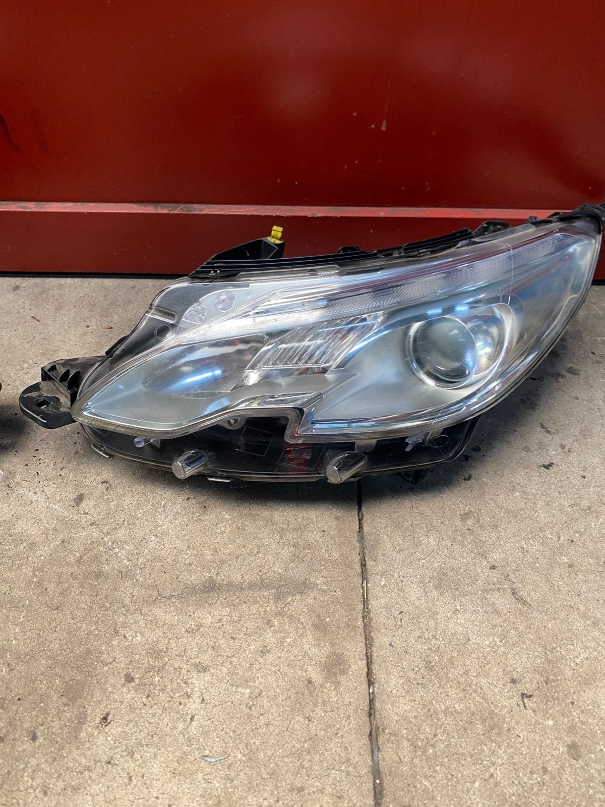 Koplamp Peugeot 2008 H7, Auto-onderdelen, Verlichting, Peugeot, Gebruikt, Ophalen of Verzenden