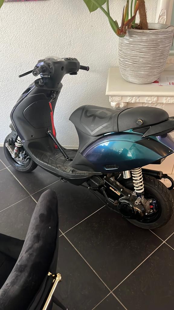 Zip sp piaggio mhr mallossi race sprinter, Fietsen en Brommers, Ophalen of Verzenden, Zo goed als nieuw, Benzine, Zip
