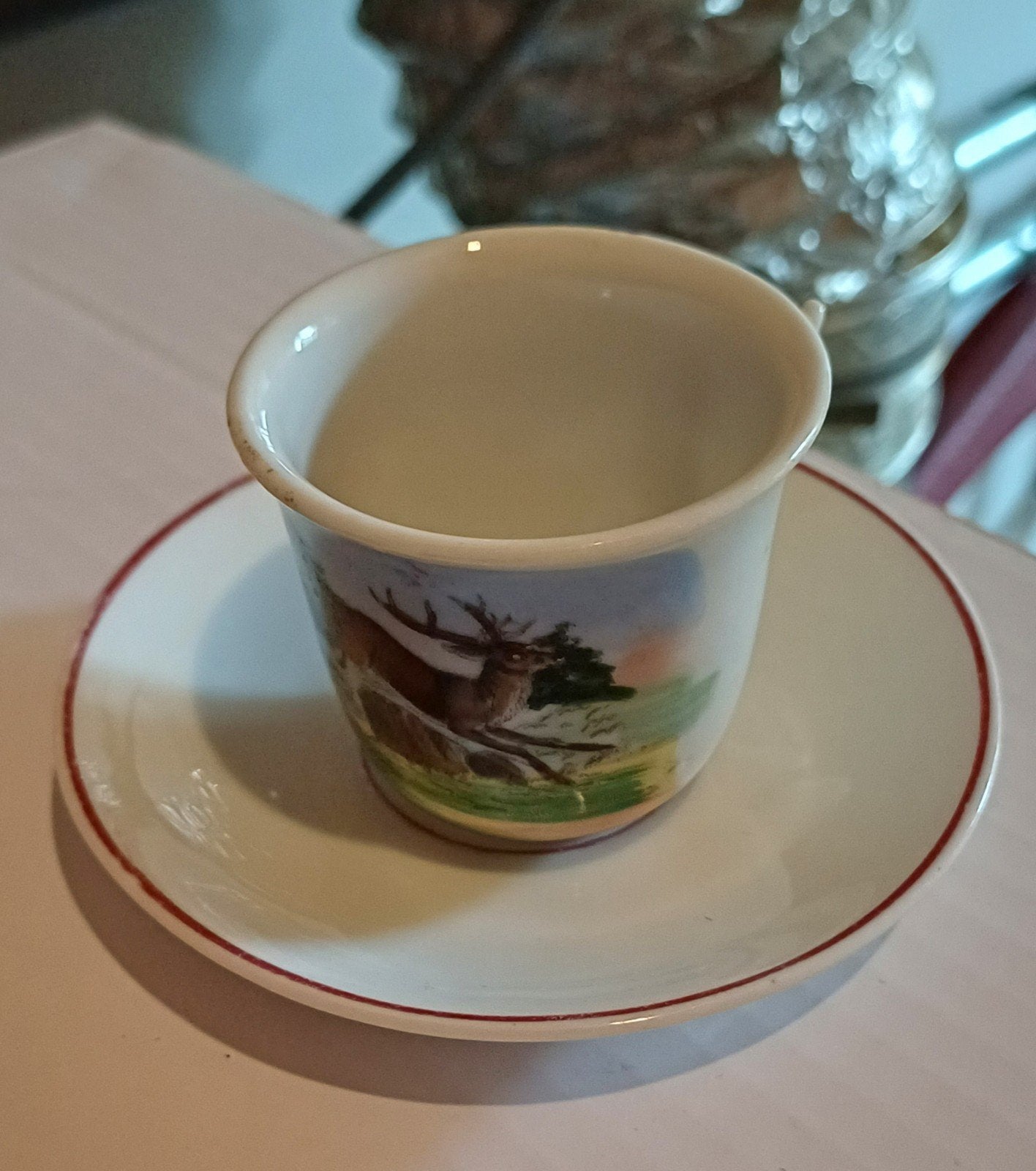 Vintage espresso kopje met schotel - Hert decoratie, Ophalen