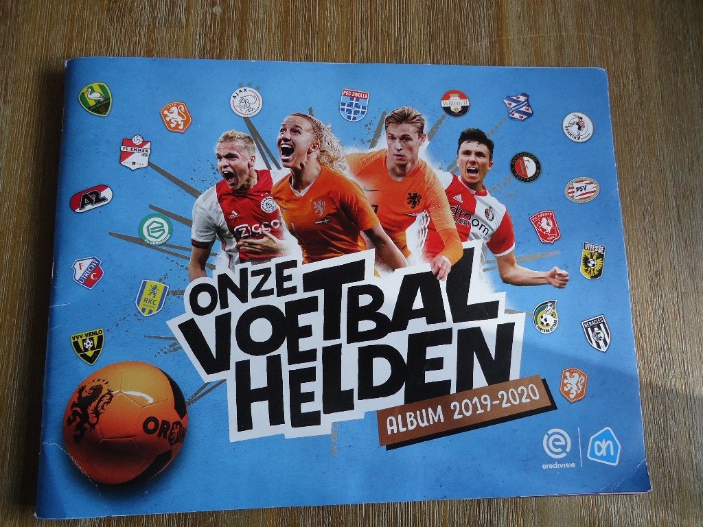 onze voetbal helden album 2019-2020 AH, Ophalen of Verzenden, Zo goed als nieuw, Overige binnenlandse clubs, Boek of Tijdschrift
