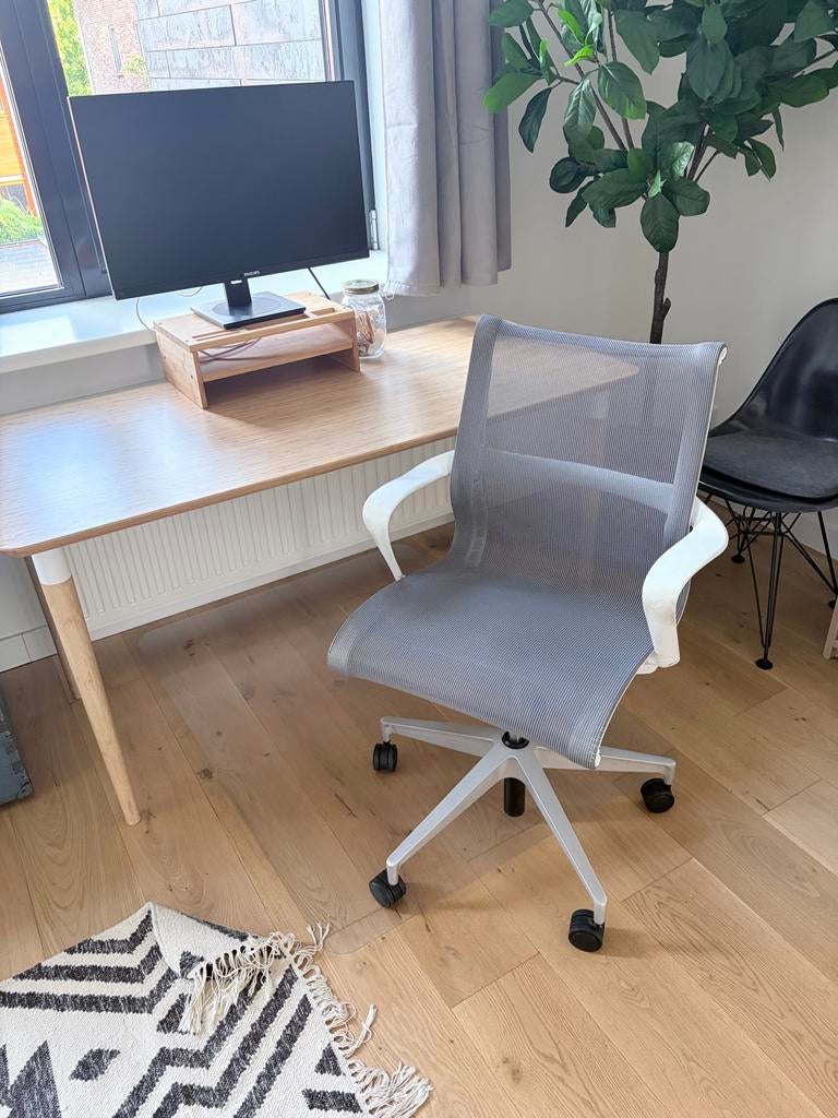 Herman Miller Satu, Ophalen, Zo goed als nieuw, Grijs, Bureaustoel