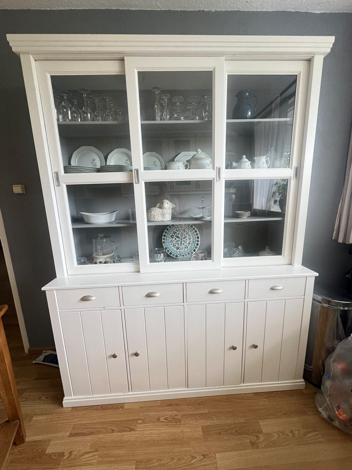 Witte buffetkast met glazen schuifdeuren en lades, Ophalen, Gebruikt, 200 cm of meer, 150 tot 200 cm