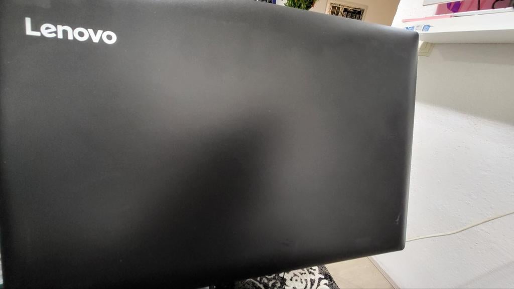 Laptop lenovo ideapad 17 inch, Computers en Software, Monitoren, HDMI, Full HD, Ophalen of Verzenden, Zo goed als nieuw