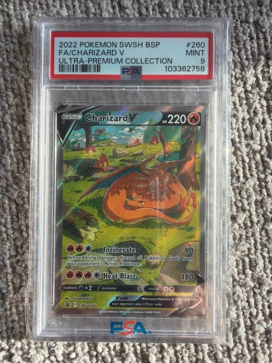 PSA 9 Charizard V SWSH260 Ultra Premium Collection, Ophalen of Verzenden