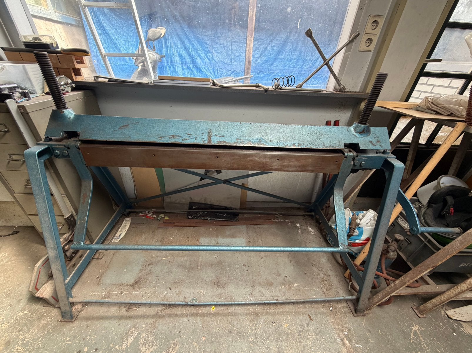 Zware handbediende Zetbank 1460 mm (Platenbuiger), Ophalen, Gebruikt
