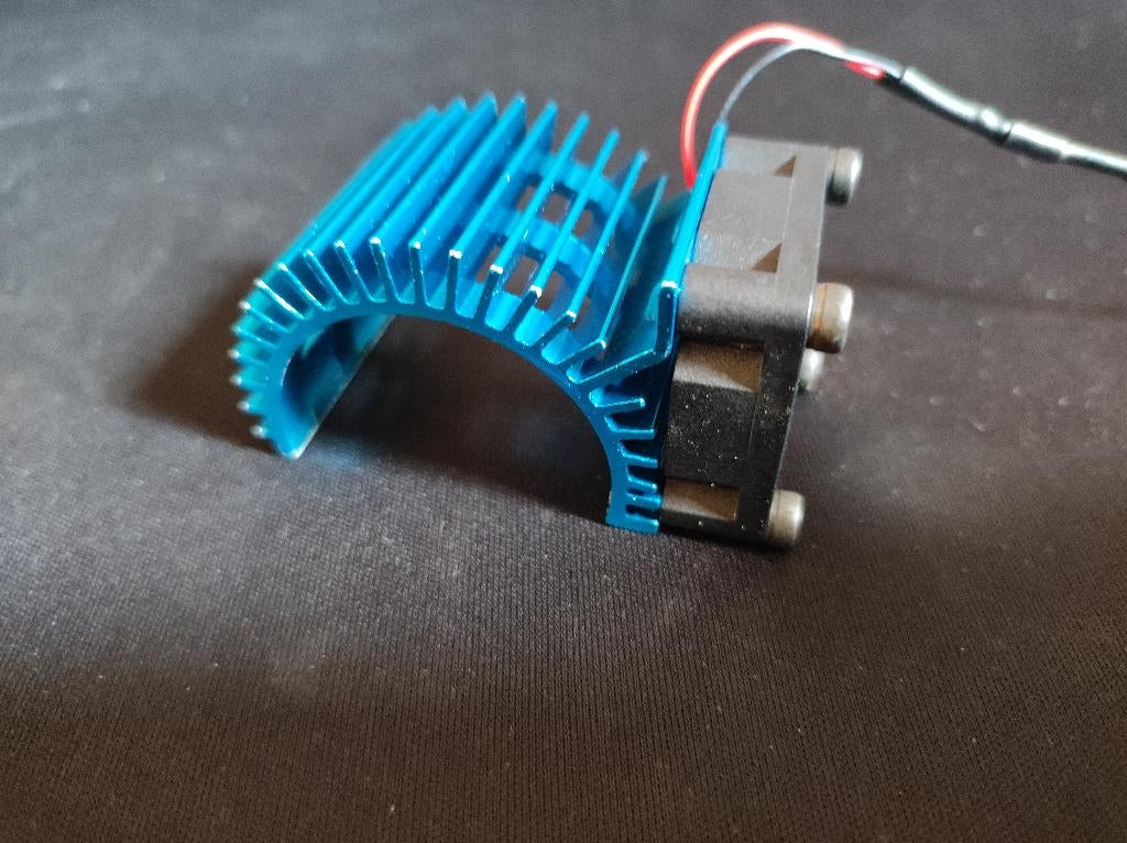 Rc 540 heatsink met ventilator, Ophalen of Verzenden, Zo goed als nieuw
